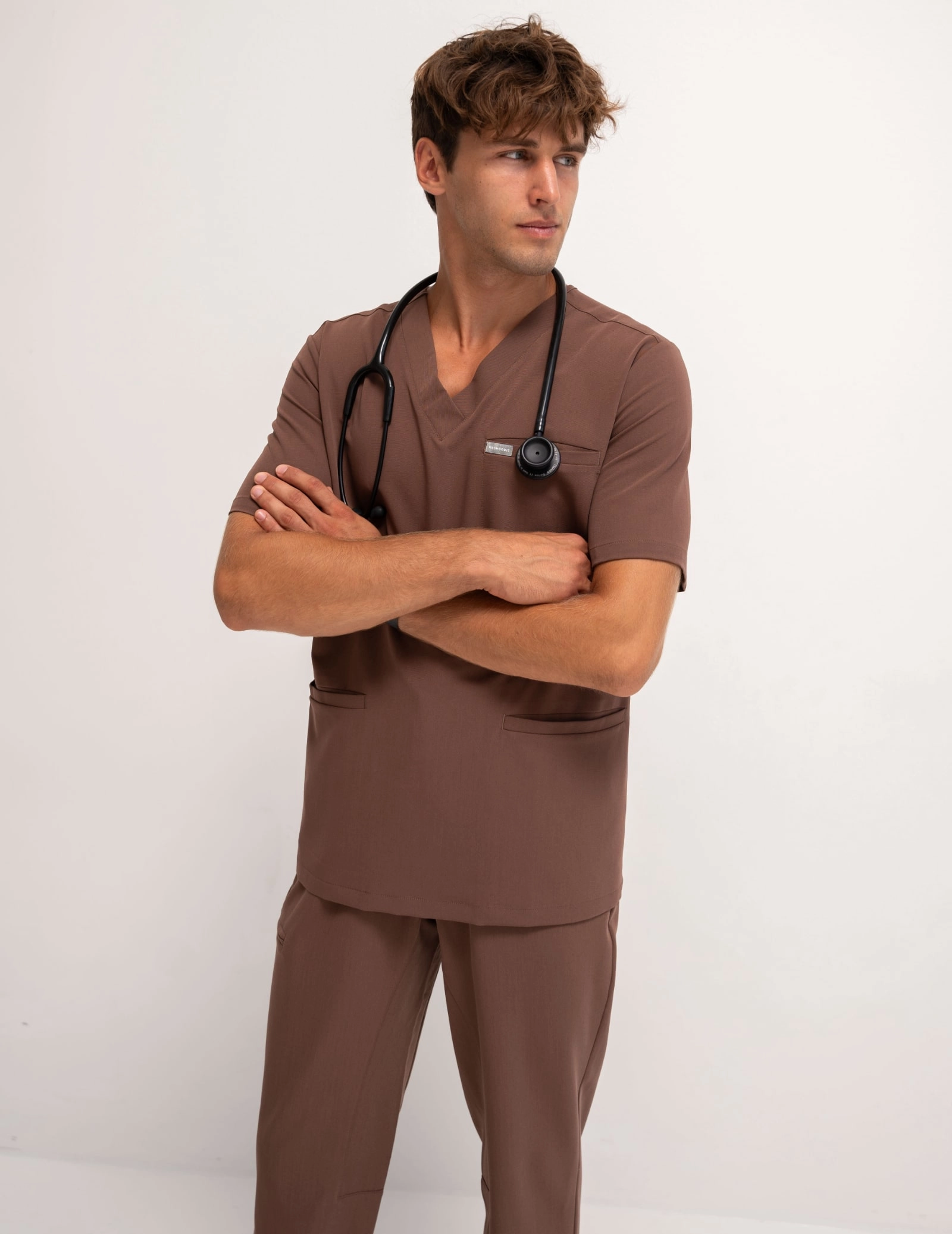 Férfi Orvosi Nadrág Basic - MILKY BROWN