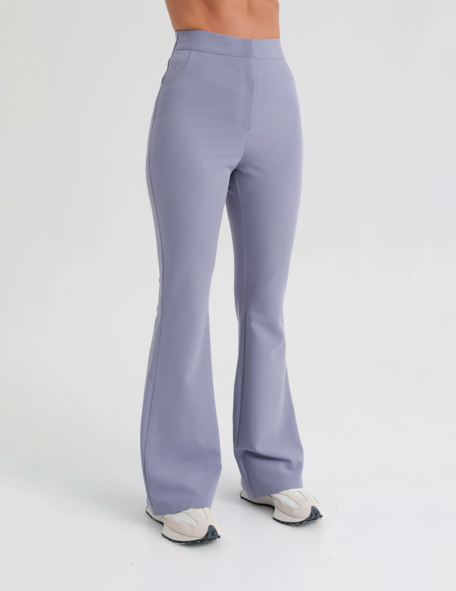 Női Orvosi Nadrág Flare - MILKY LAVENDER