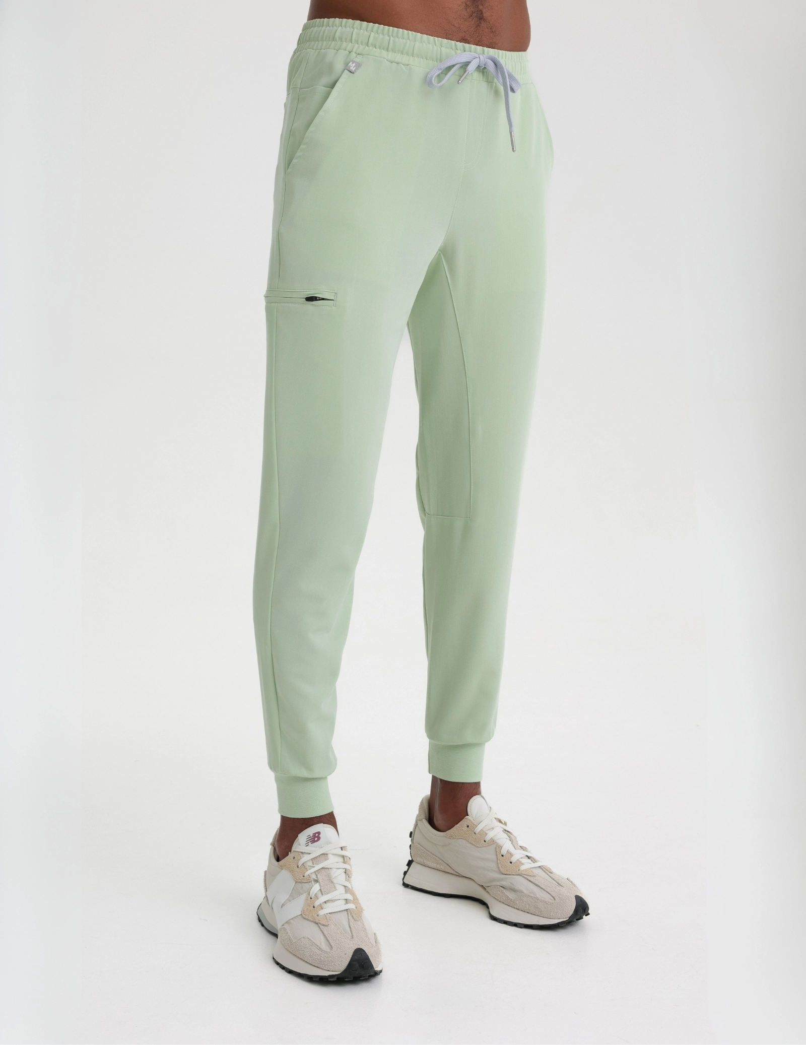 Férfi Orvosi Nadrág Jogger - MATCHA LATTE