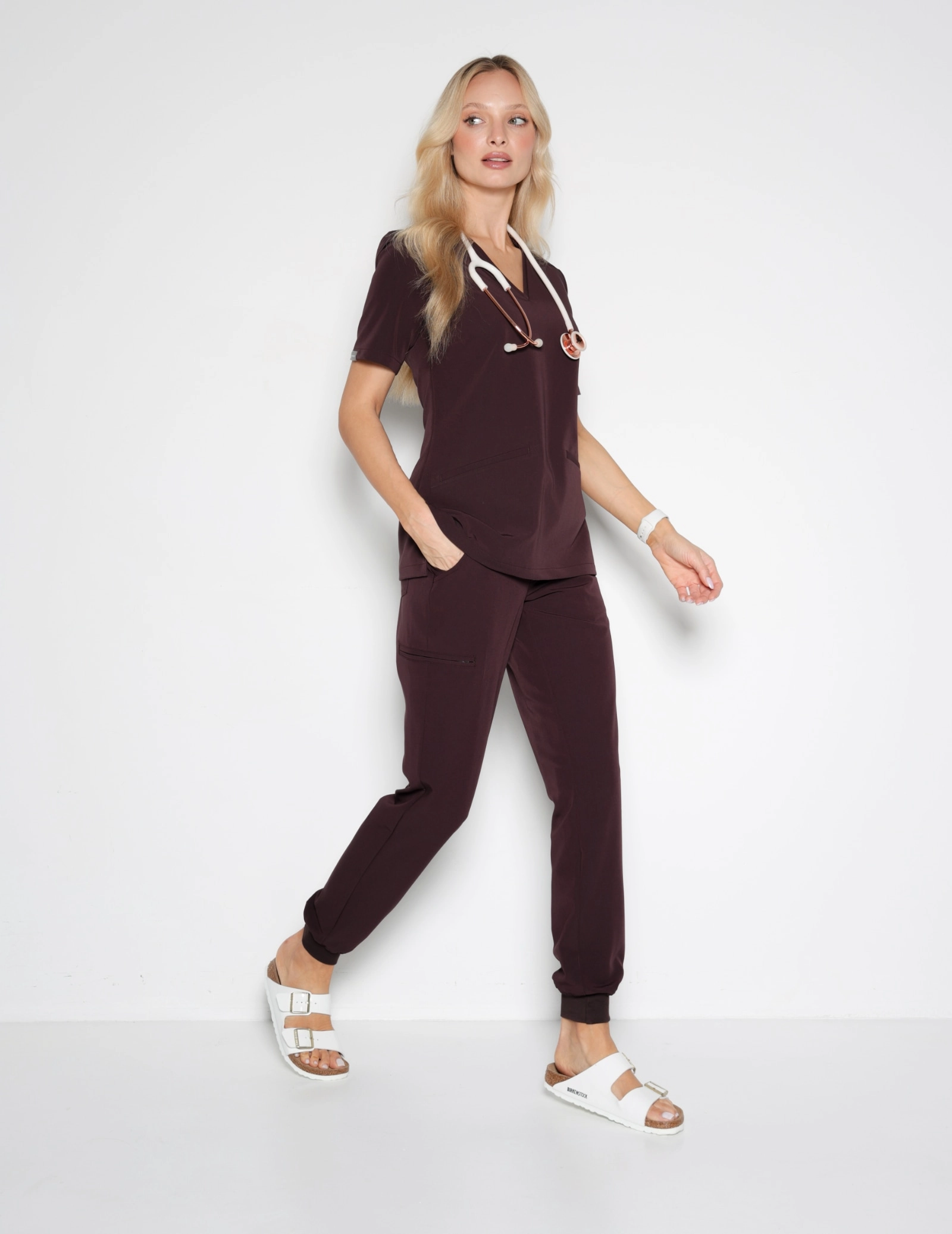 Női Orvosi Felső Casy - DARK CHOCOLATE