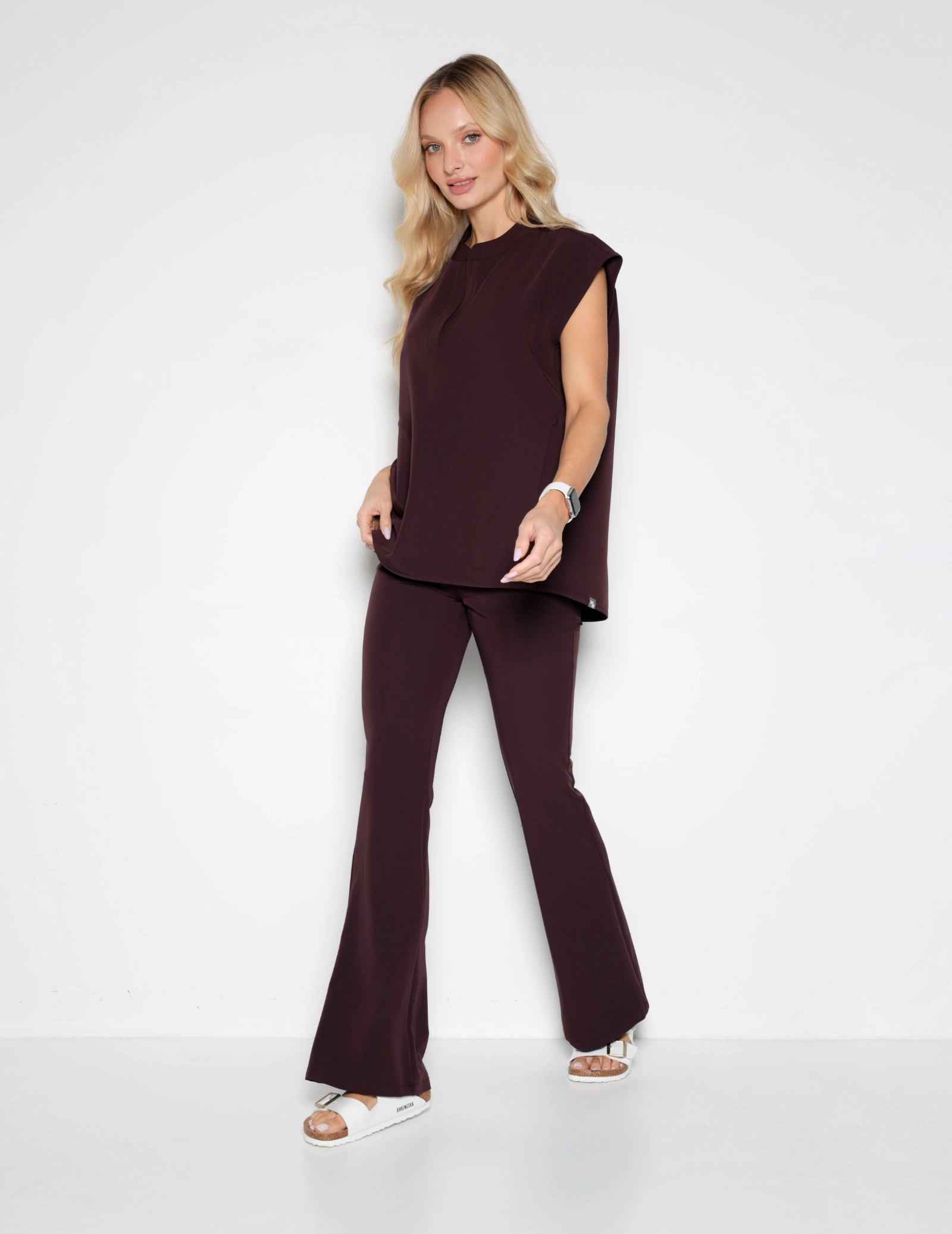 Női Orvosi Felső Khloe - DARK CHOCOLATE