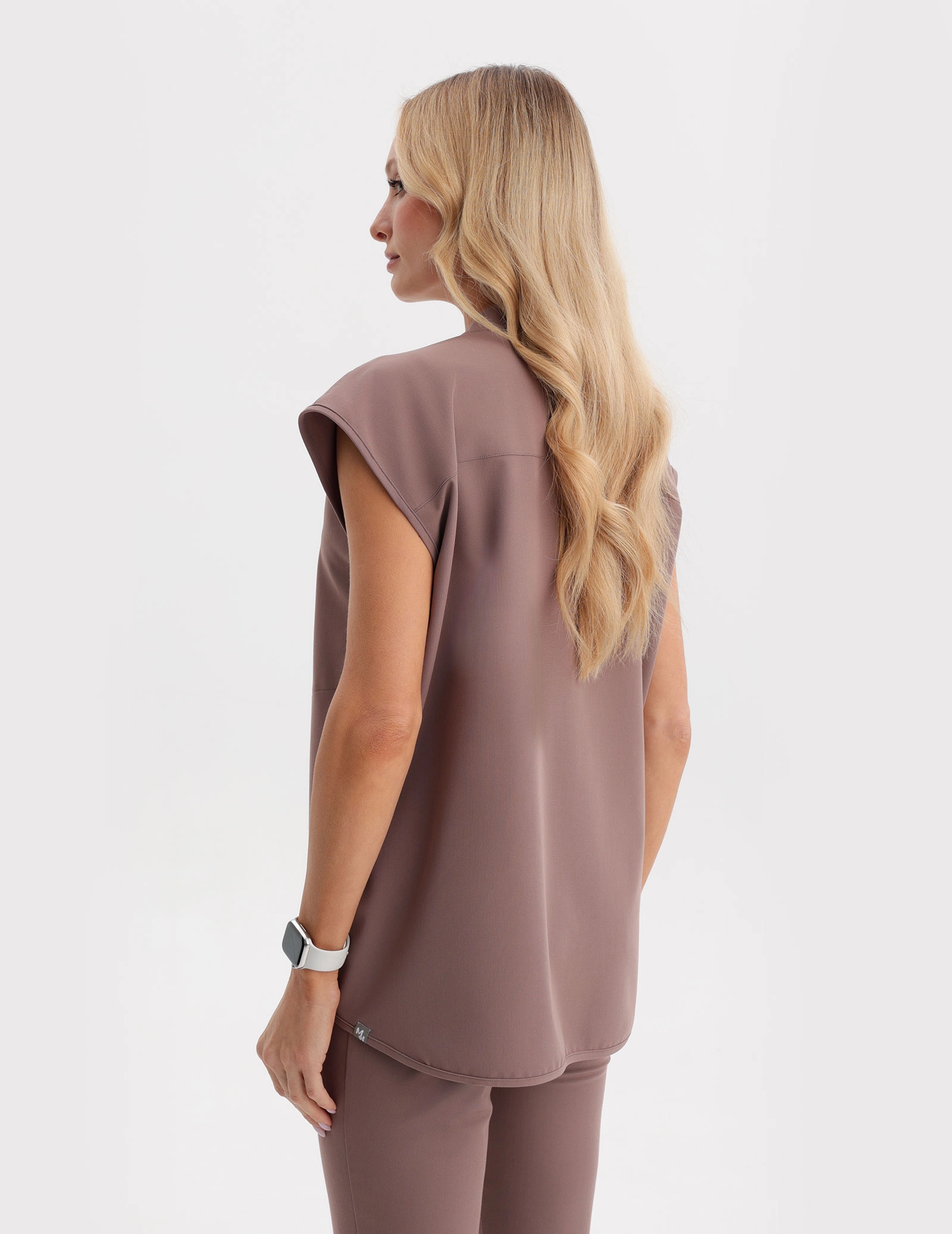 Női Orvosi Felső Khloe - MOCHA