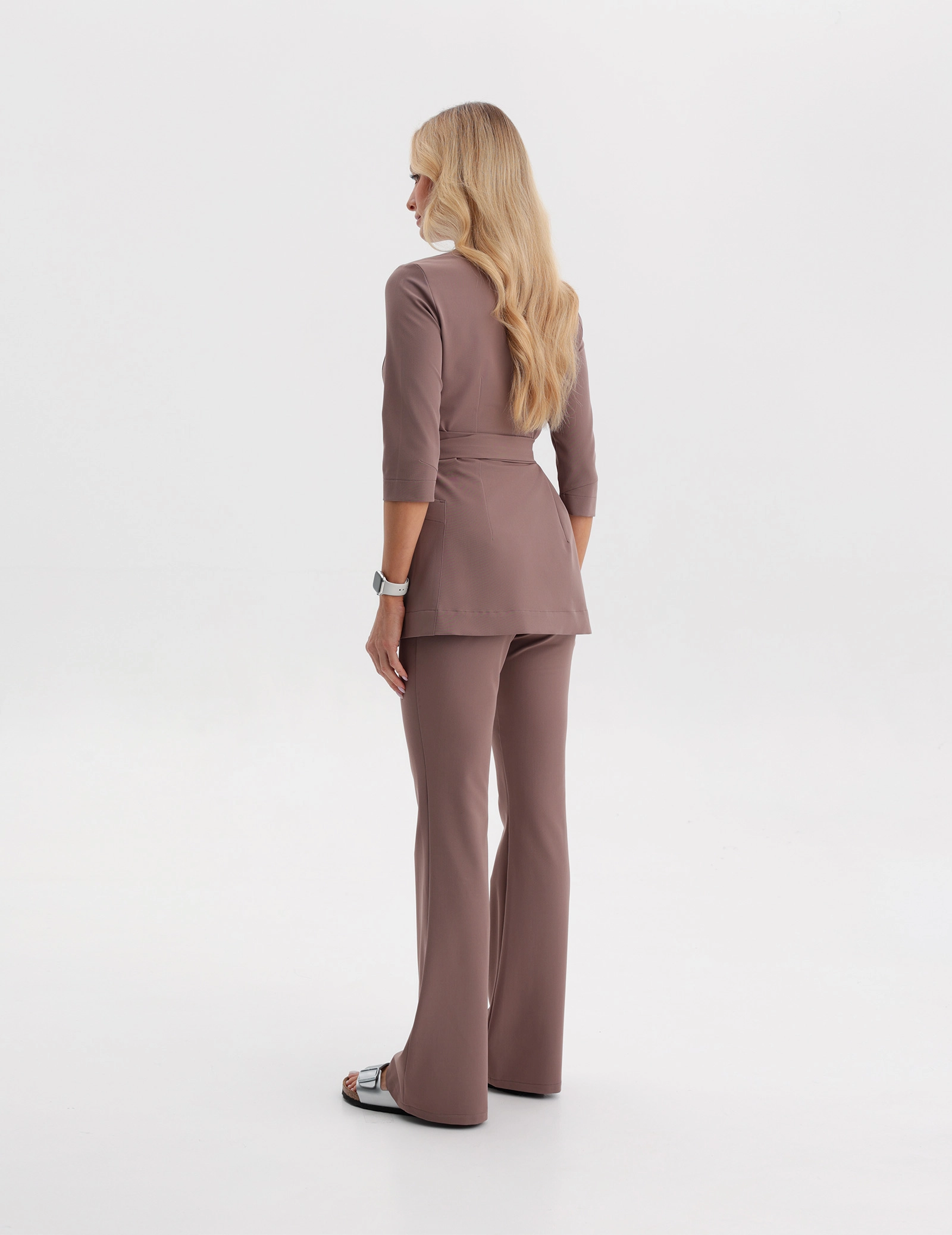 Női Orvosi Felső Kötős Rosalie – MOCHA