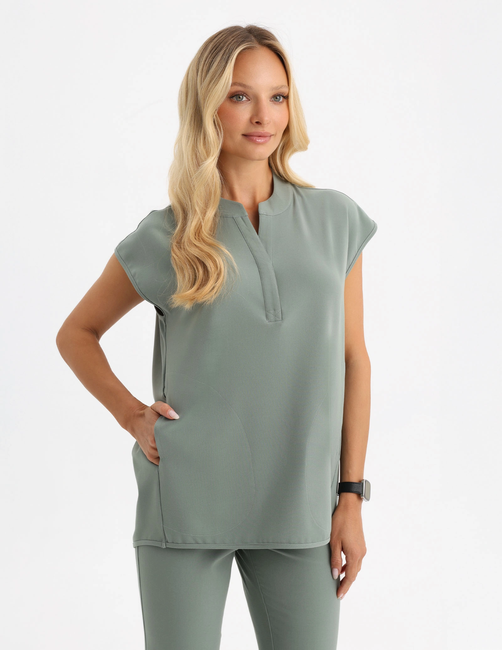 Női Orvosi Felső Khloe - DUSTY GREEN