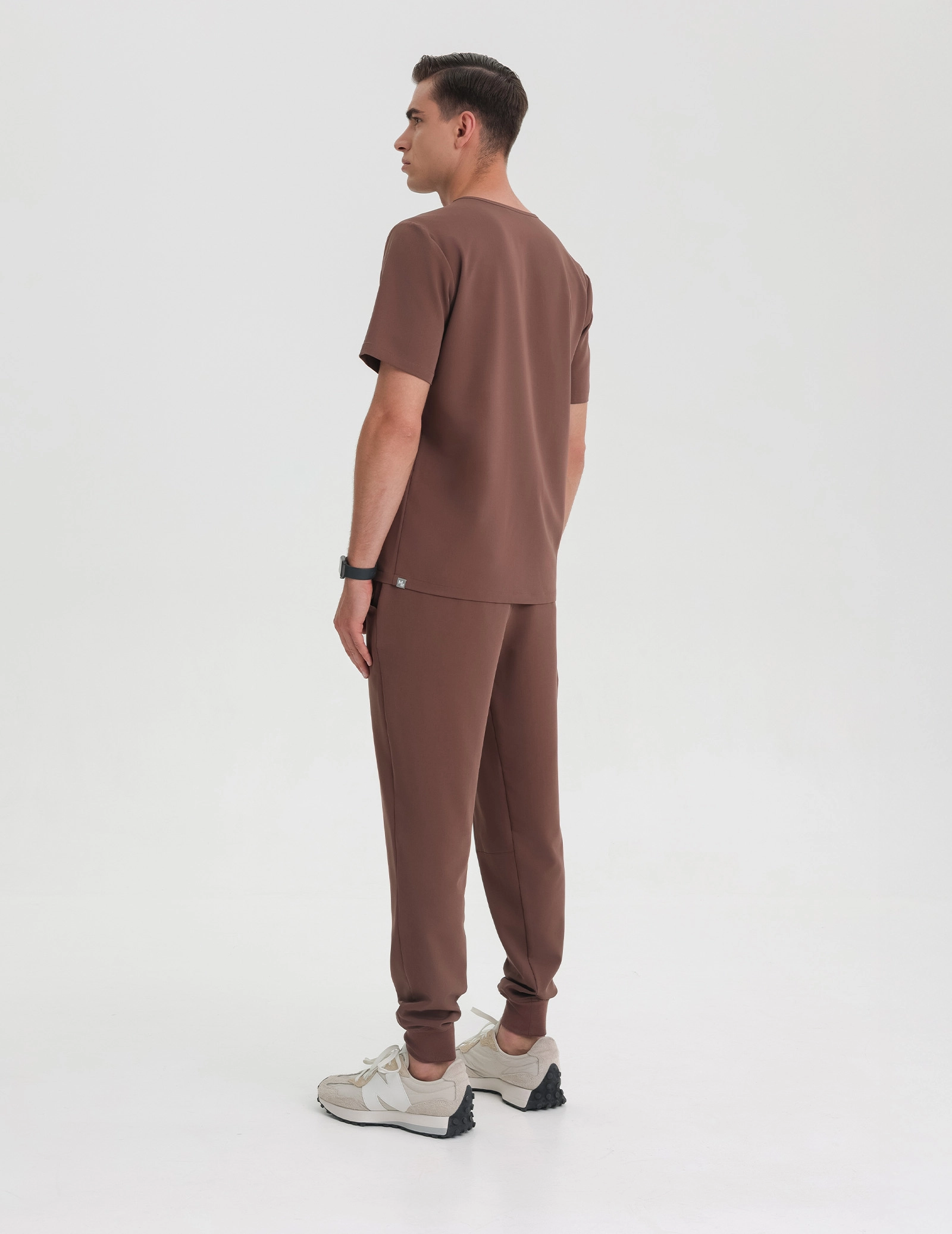 Férfi Orvosi Nadrág Jogger - MILKY BROWN
