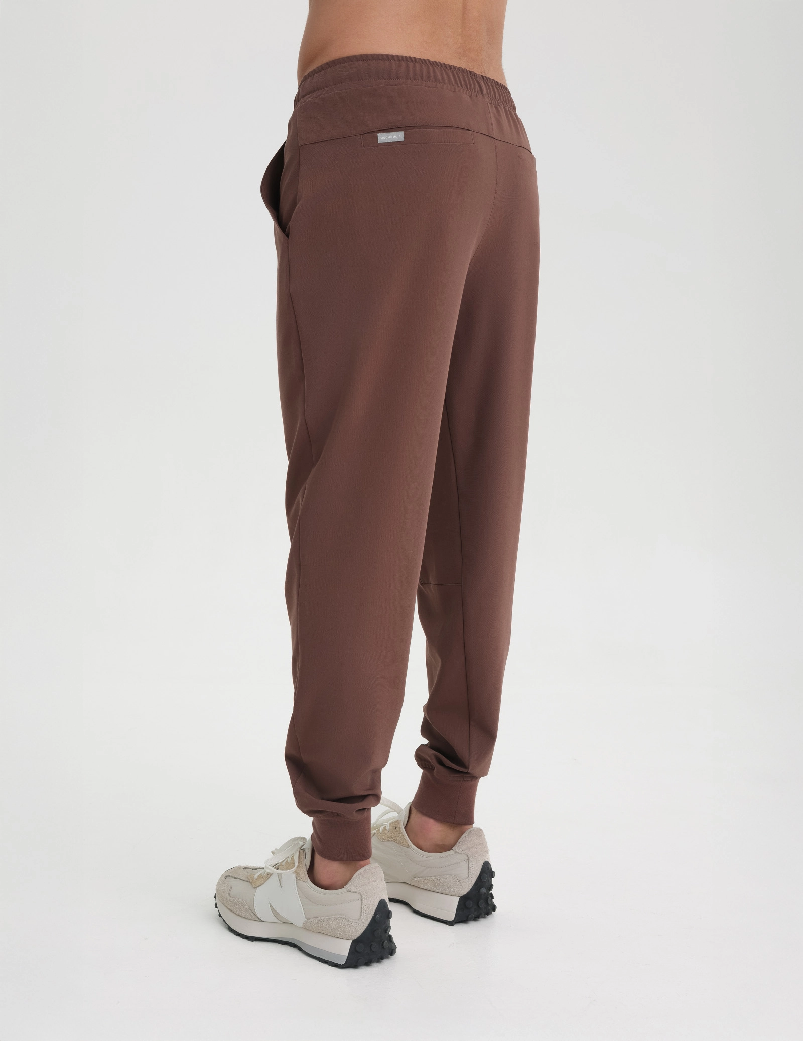 Férfi Orvosi Nadrág Jogger - MILKY BROWN